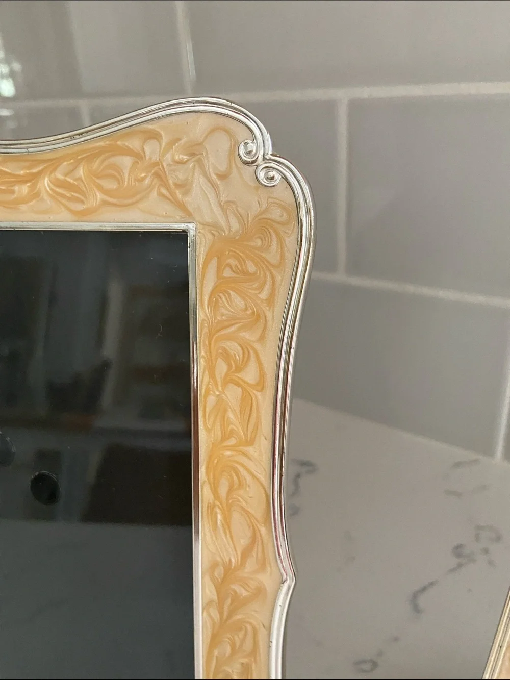 Set of 2 Decorative Marbled Picture Frames 4x6 Cream Silver Scroll Frames